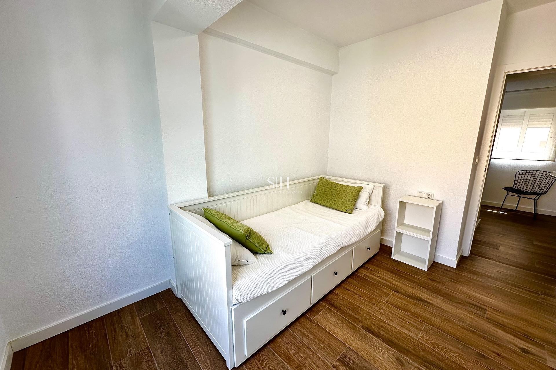 Перепродажа - Квартира / квартира - Torrevieja - Centro