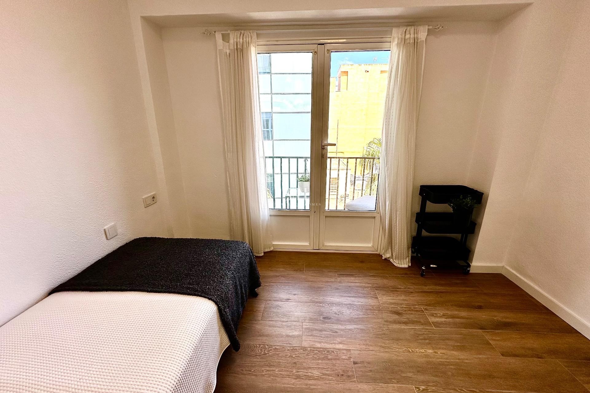 Перепродажа - Квартира / квартира - Torrevieja - Centro