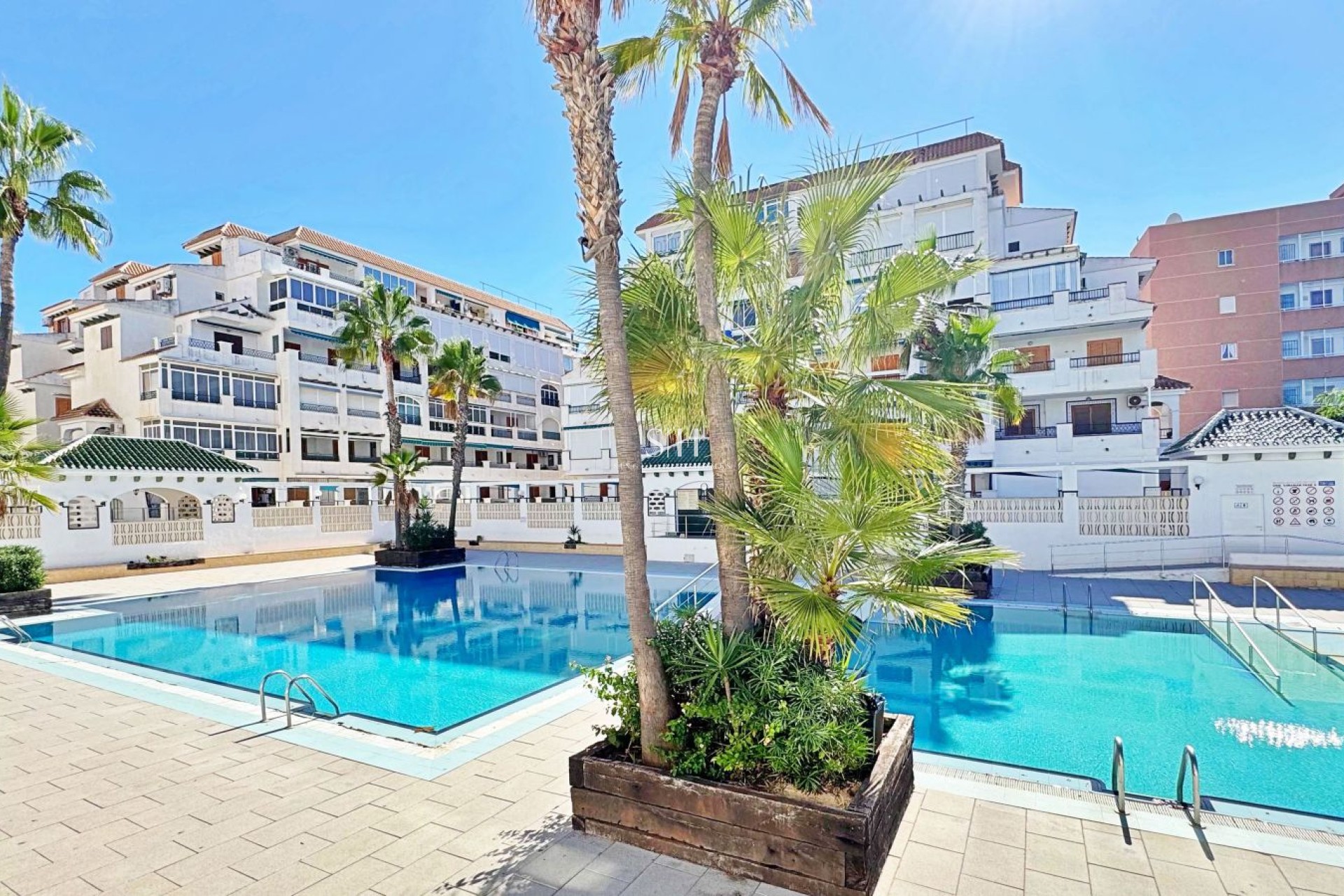 Перепродажа - Квартира / квартира - Torrevieja - La Mata