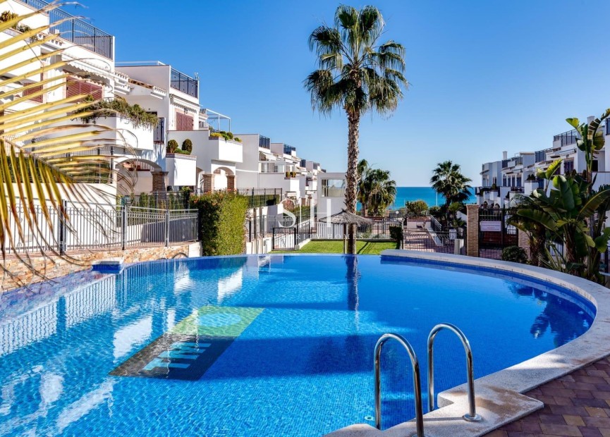 Перепродажа - Квартира / квартира - Torrevieja - La Mata