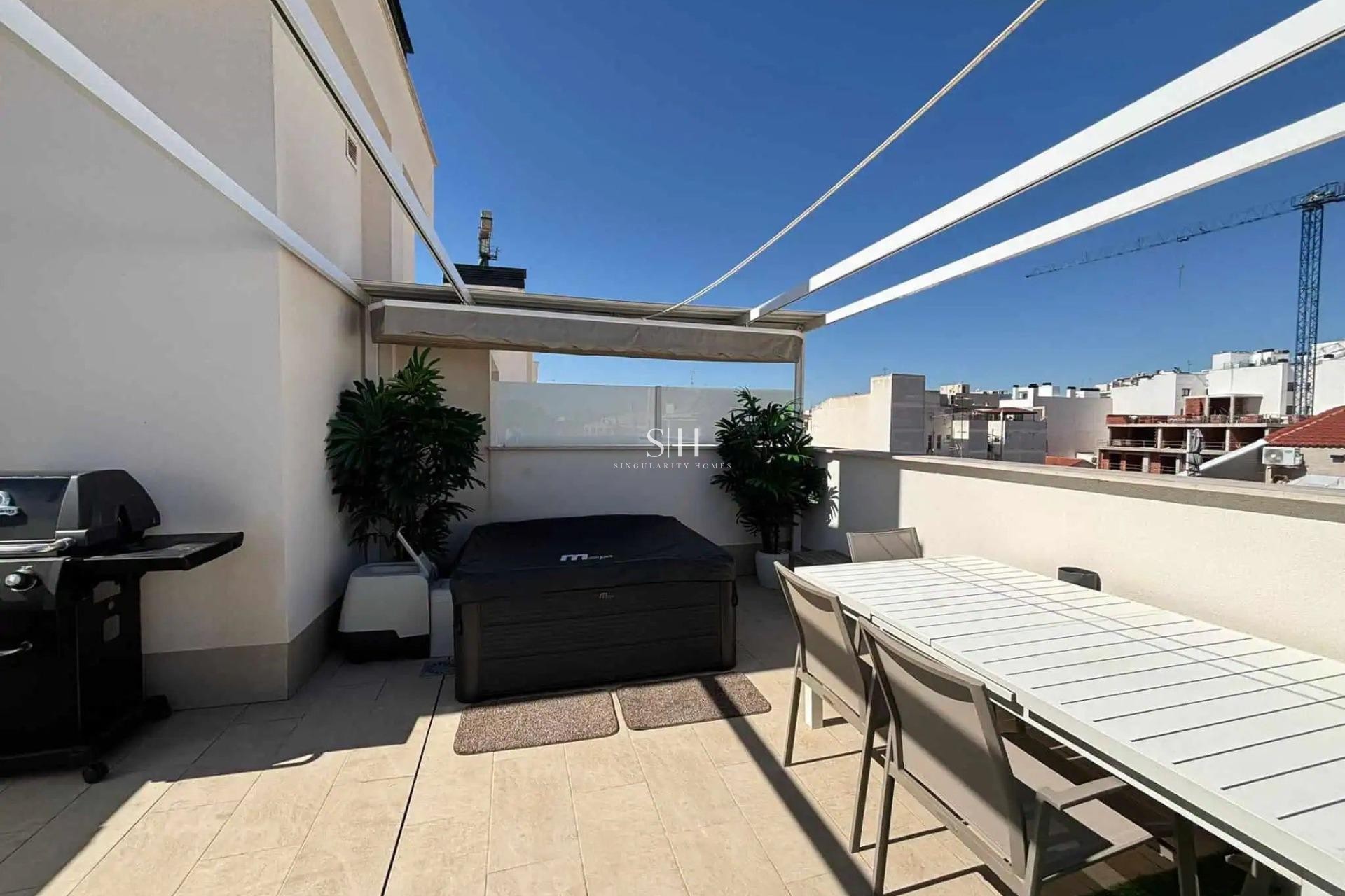 Перепродажа - Квартира / квартира - Torrevieja - Las Piscinas Naturales