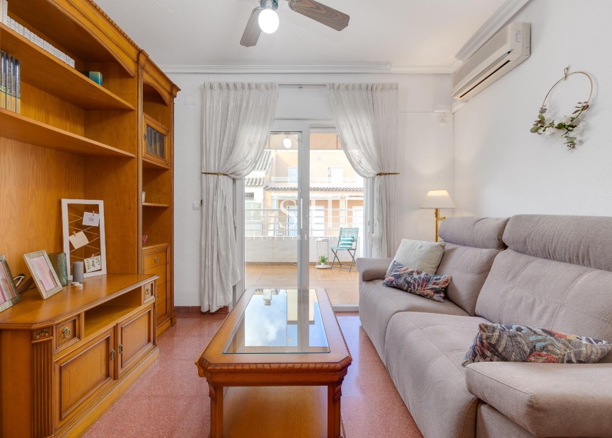 Перепродажа - Квартира / квартира - Torrevieja - Paseo Maritimo
