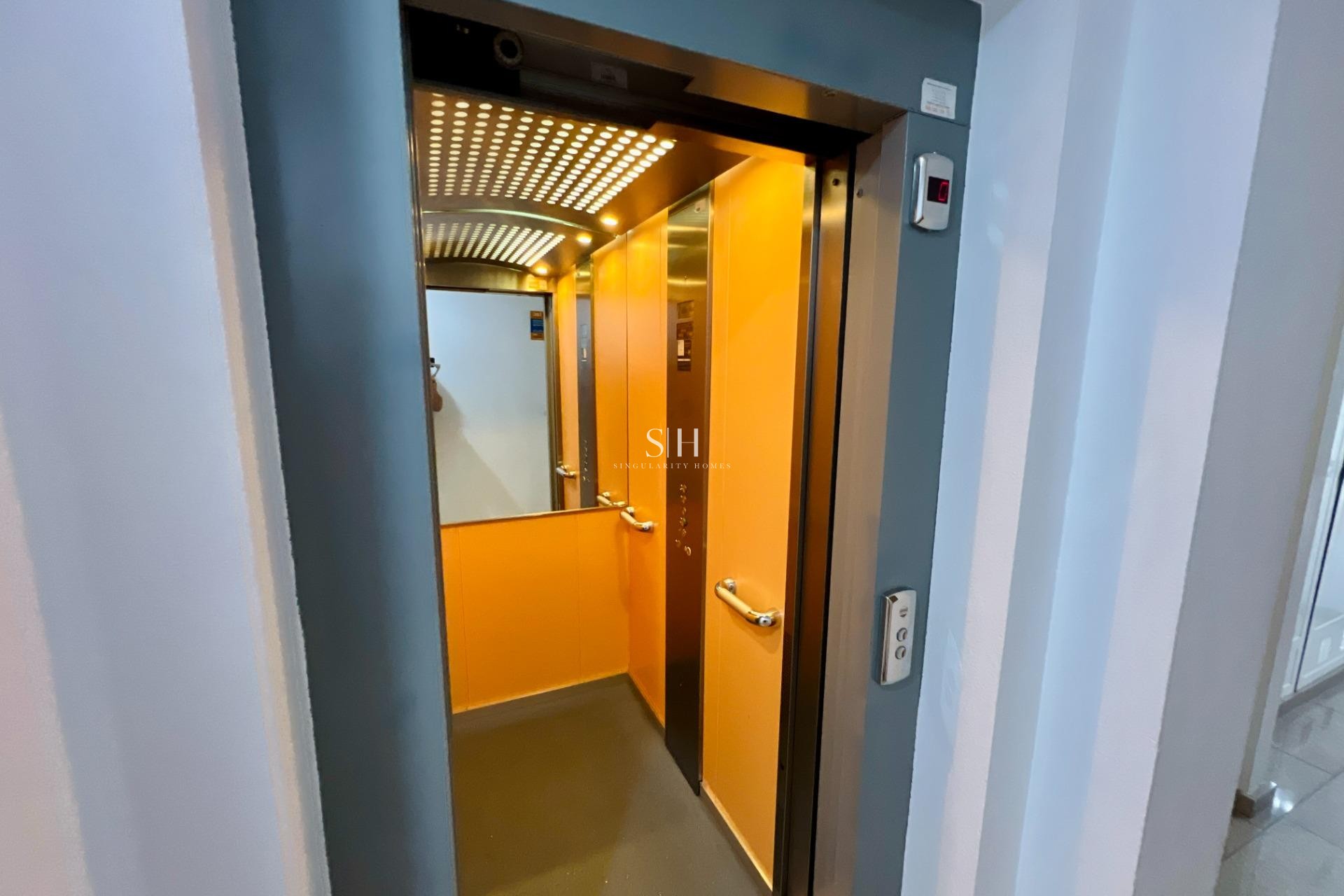 Перепродажа - Квартира / квартира - Torrevieja - Playa de los Locos