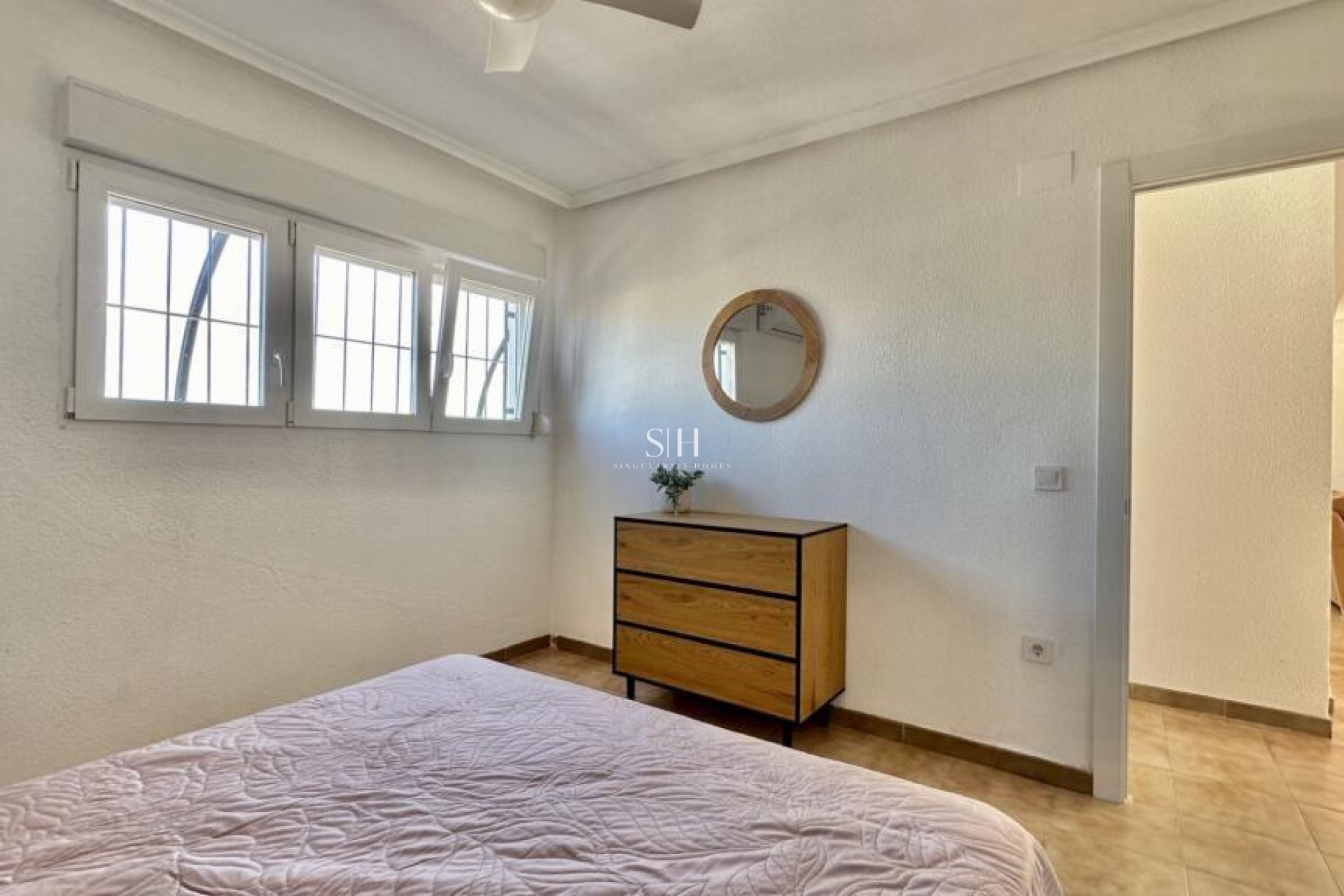 Перепродажа - Квартира / квартира - Torrevieja - Punta prima