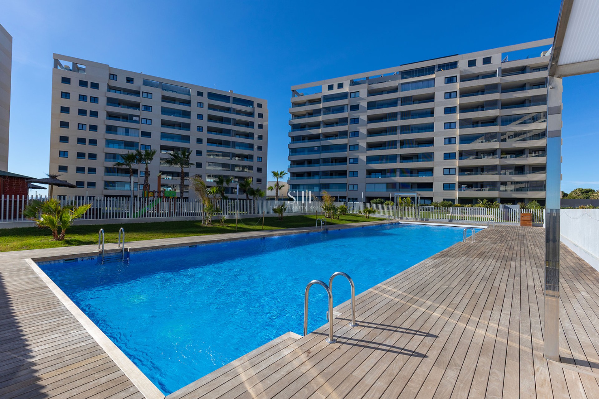 Перепродажа - Квартира / квартира - Torrevieja - Punta prima
