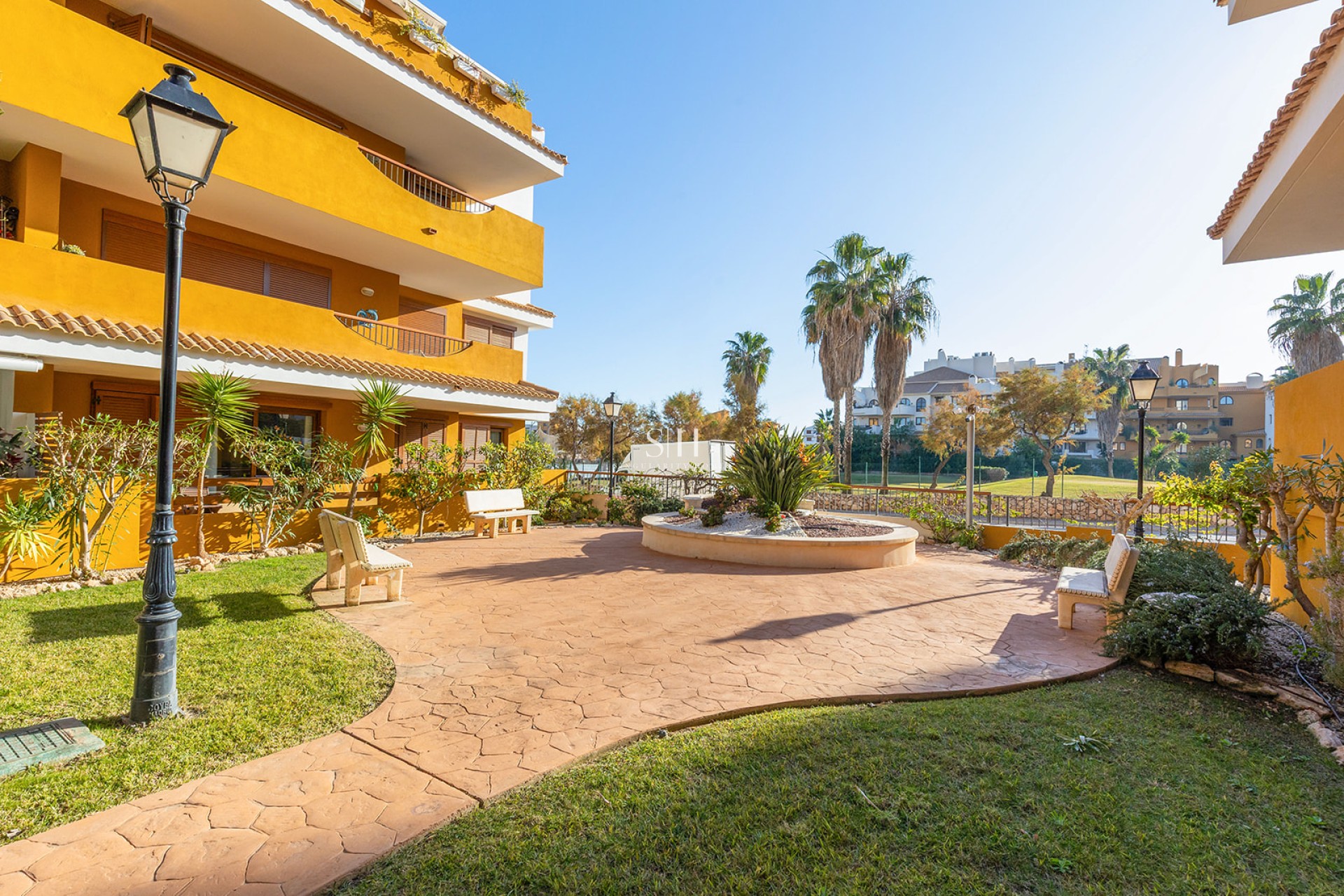 Перепродажа - Квартира / квартира - Torrevieja - Punta prima