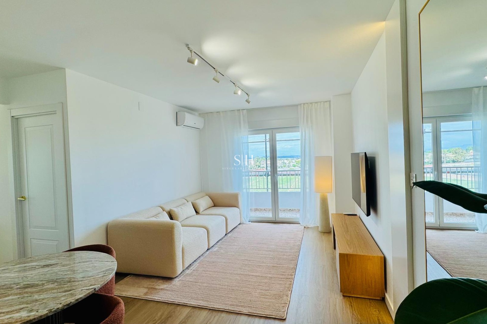 Перепродажа - Квартира / квартира - Torrevieja - Punta prima