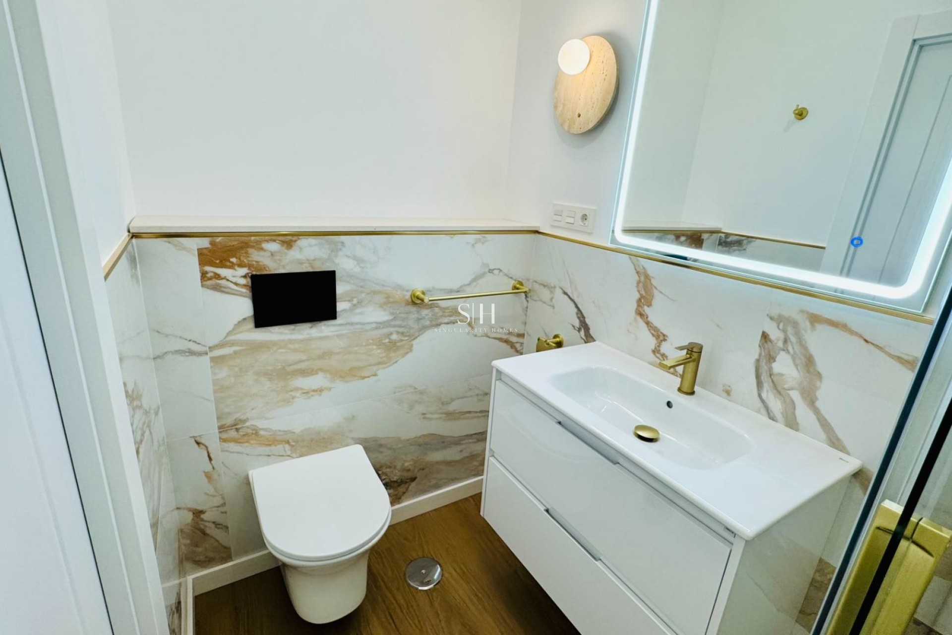 Перепродажа - Квартира / квартира - Torrevieja - Punta prima