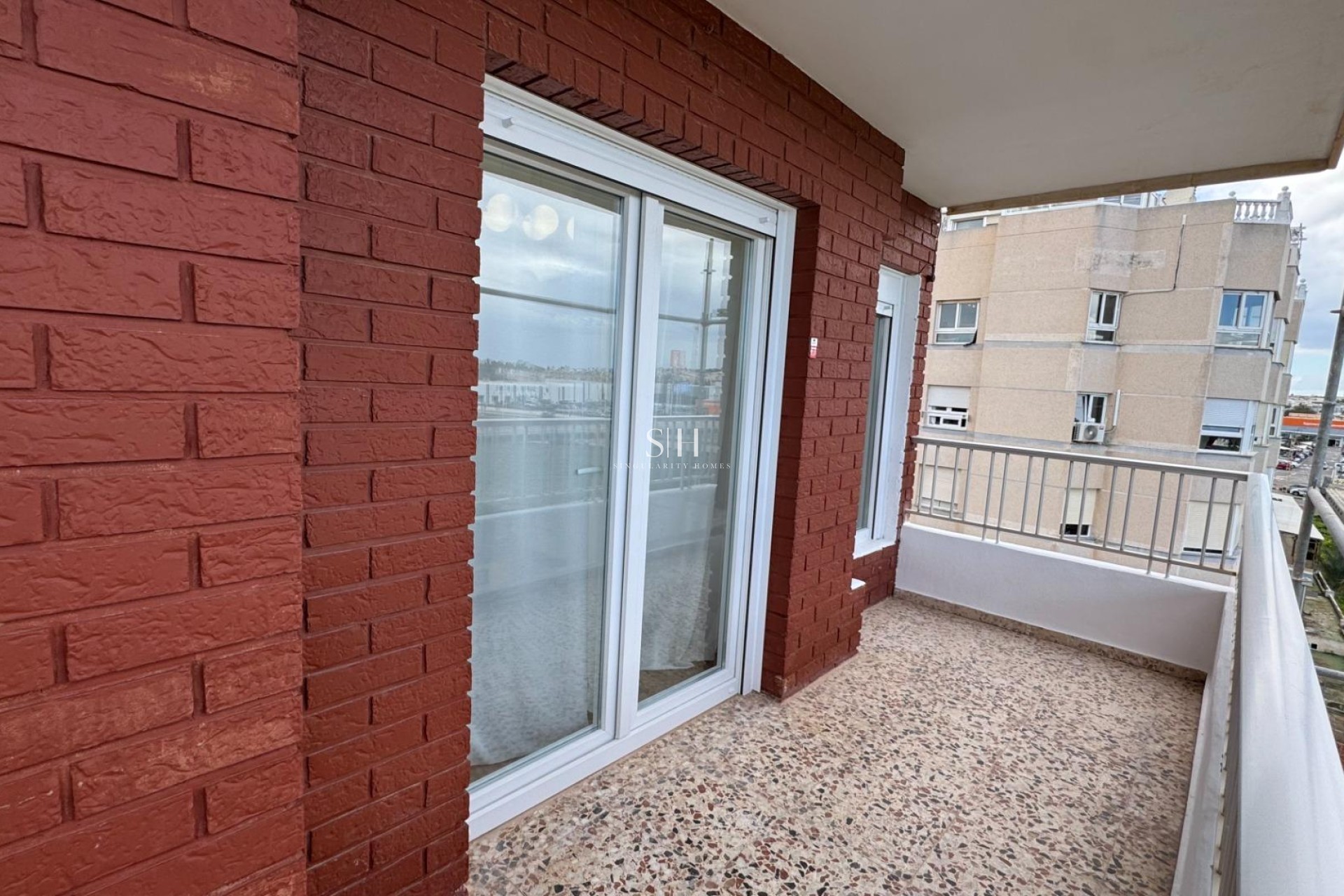 Перепродажа - Квартира / квартира - Torrevieja - Punta prima