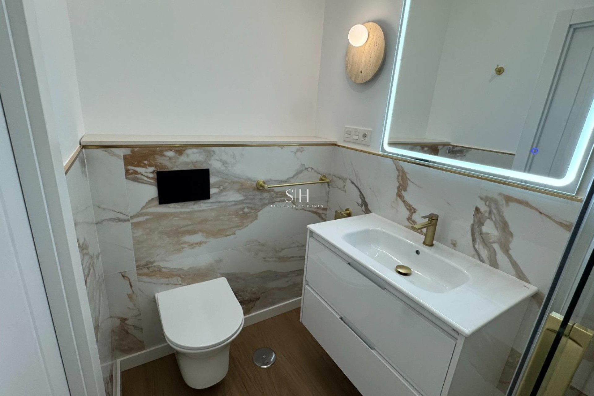 Перепродажа - Квартира / квартира - Torrevieja - Punta prima