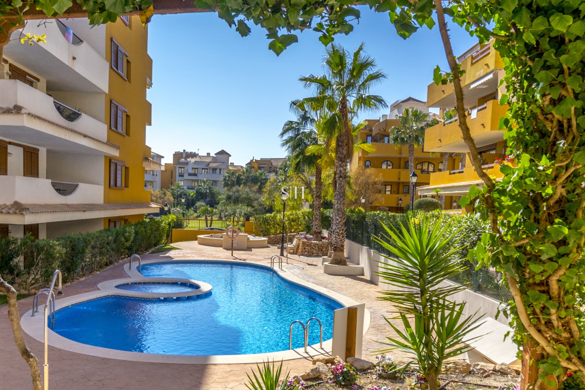 Перепродажа - Квартира / квартира - Torrevieja - Punta prima
