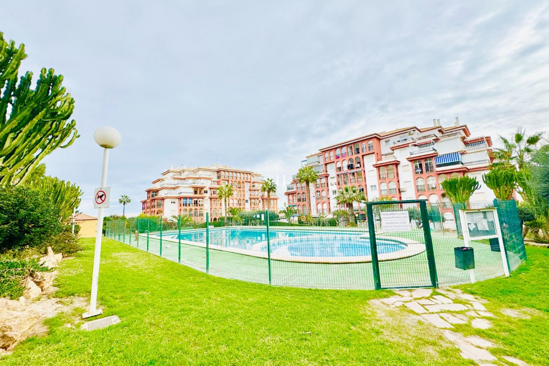 Перепродажа - Квартира / квартира - Torrevieja - TORREBLANCA LA MATA