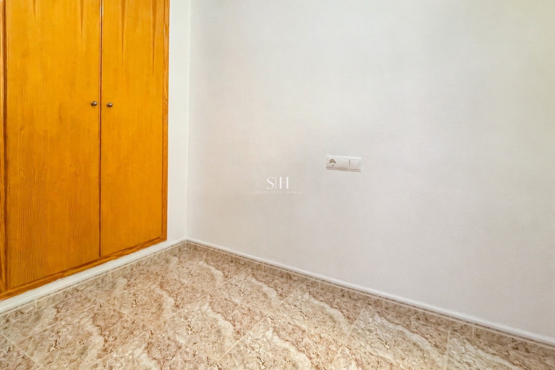 Перепродажа - Квартира / квартира - Torrevieja