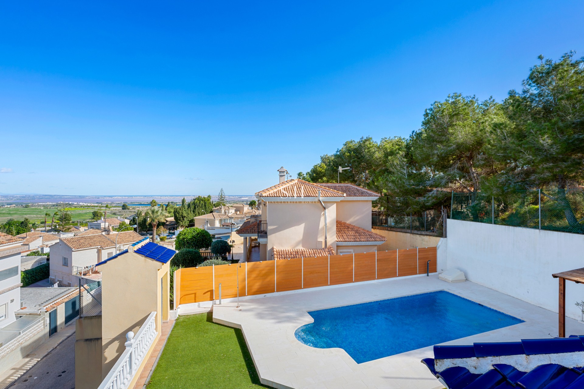 Перепродажа - Villa - Ciudad De Las Comunicaciones - Costa Blanca