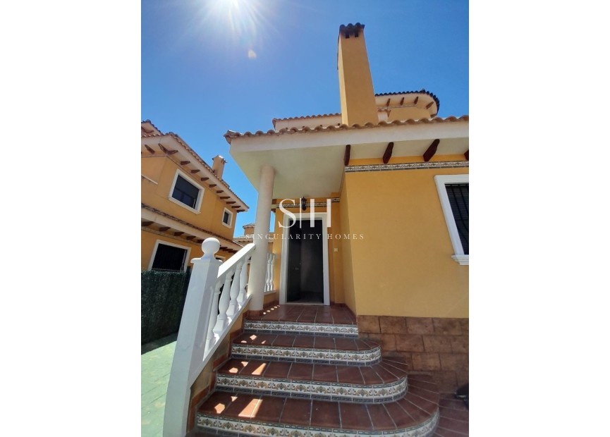 Перепродажа - Villa - Ciudad Quesada - Costa Blanca