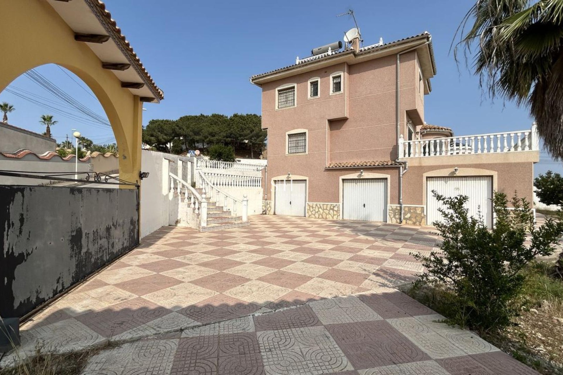Перепродажа - Villa - Ciudad Quesada - Costa Blanca
