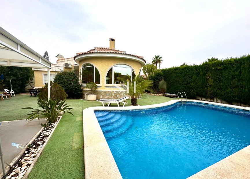 Перепродажа - Villa - Ciudad Quesada - Dona Pepa