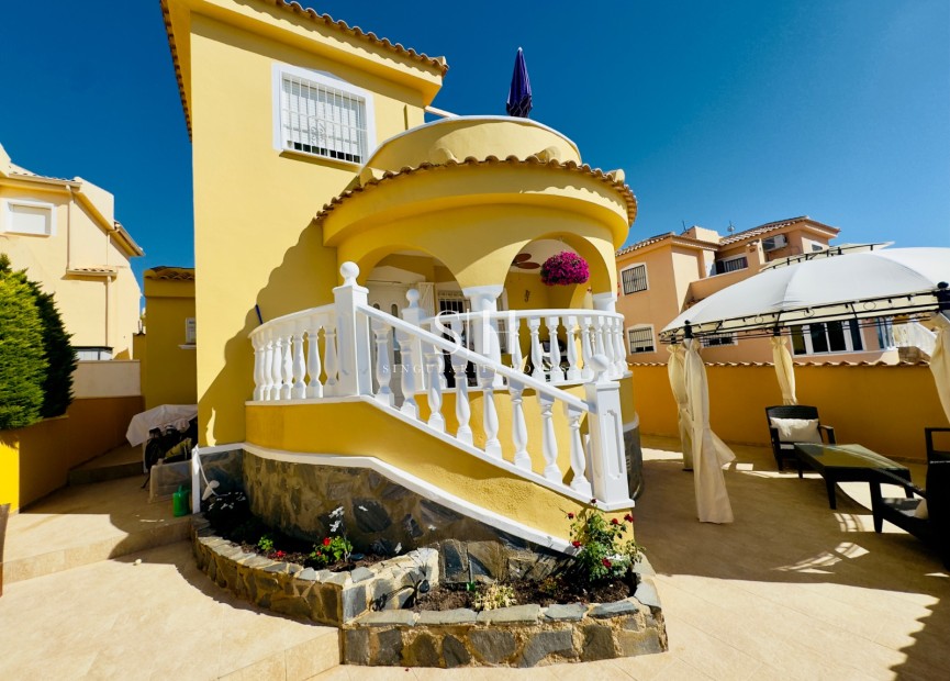 Перепродажа - Villa - Ciudad Quesada