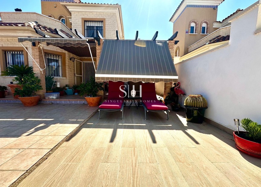 Перепродажа - Villa - Guardamar del Segura - EL RASO