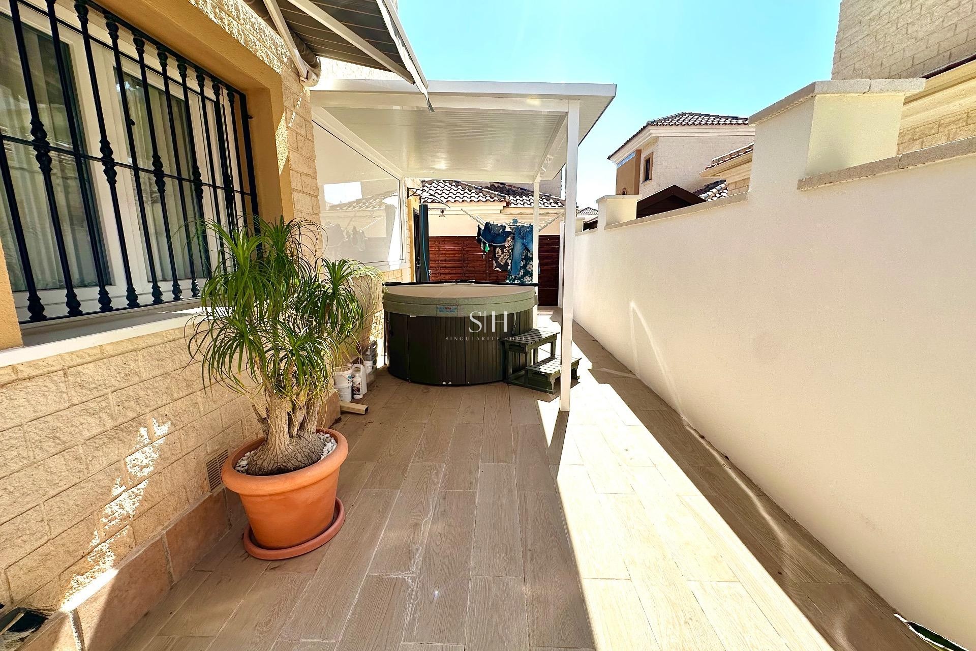 Перепродажа - Villa - Guardamar del Segura - EL RASO