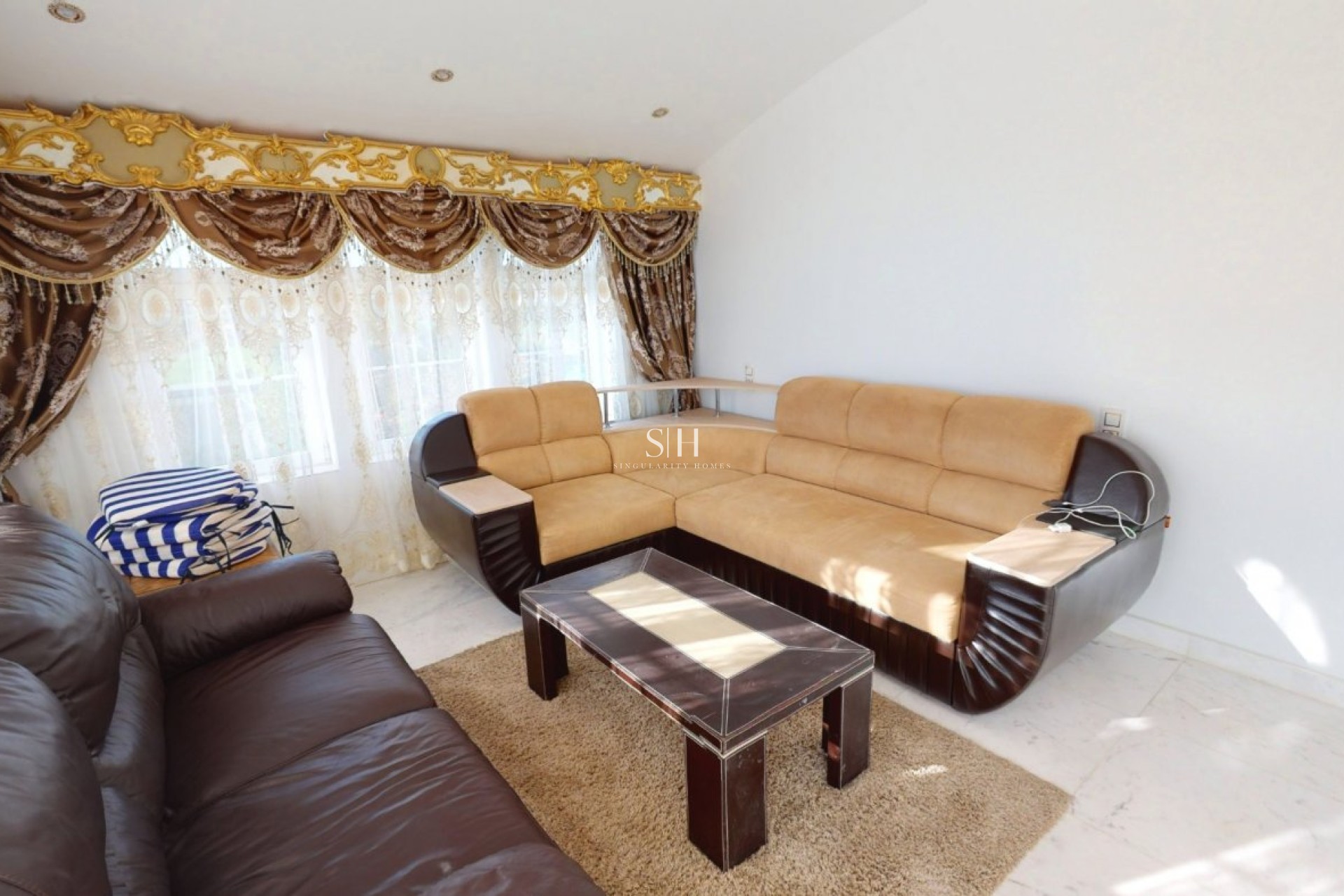 Перепродажа - Villa - La marina - Alicante