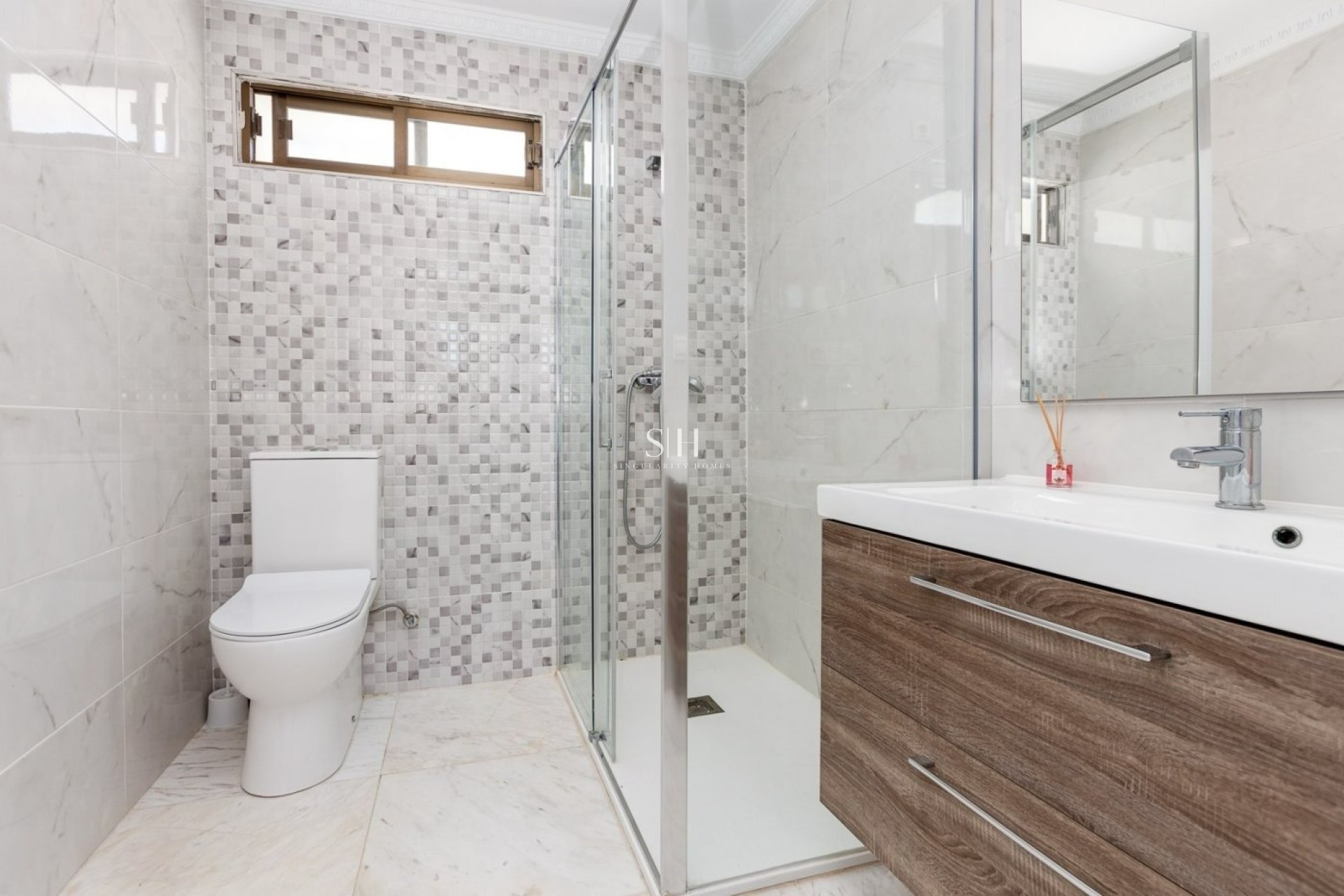 Перепродажа - Villa - La marina - Alicante