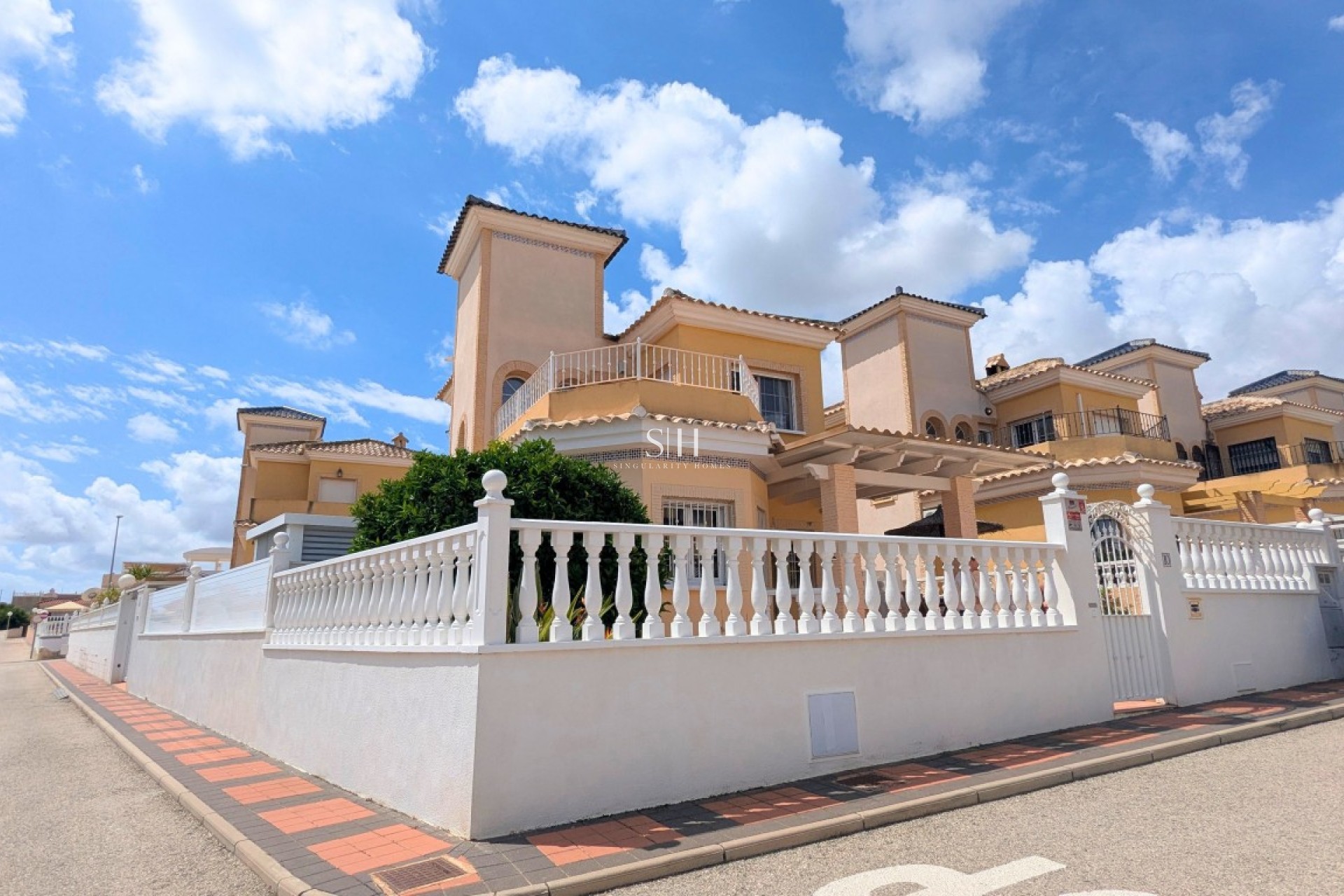 Перепродажа - Villa - Lo Crispin - Inland