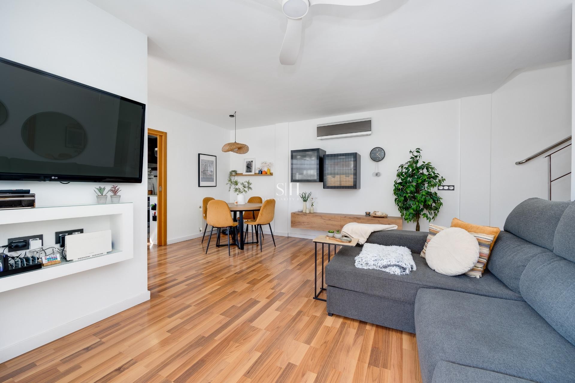 Перепродажа - Villa - Los Montesinos - La Herrada