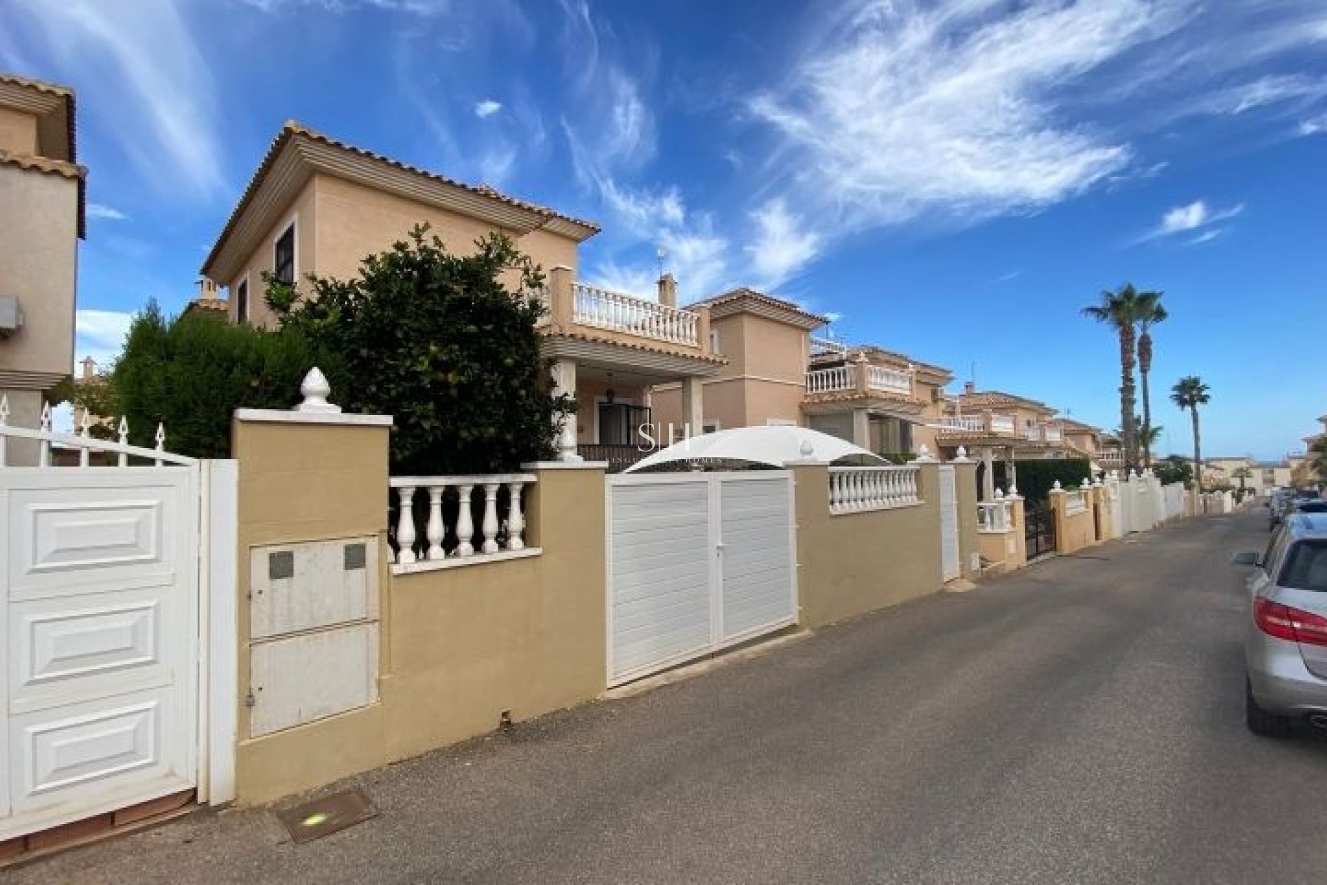 Перепродажа - Villa - Orihuela Costa - Costa Blanca