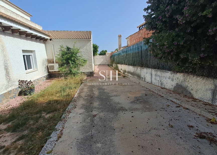 Перепродажа - Villa - Orihuela Costa - Costa Blanca