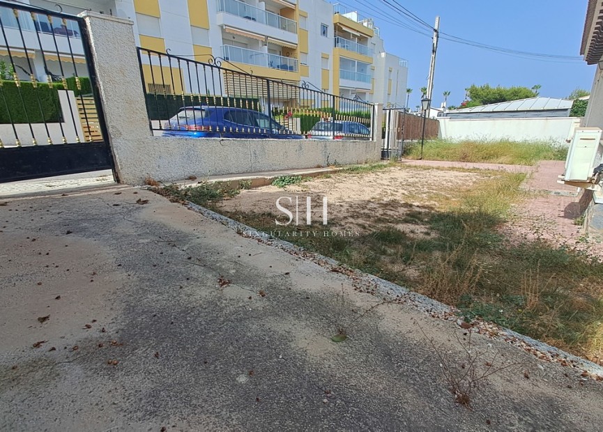 Перепродажа - Villa - Orihuela Costa - Costa Blanca