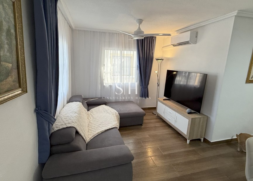 Перепродажа - Villa - Orihuela Costa - Costa Blanca