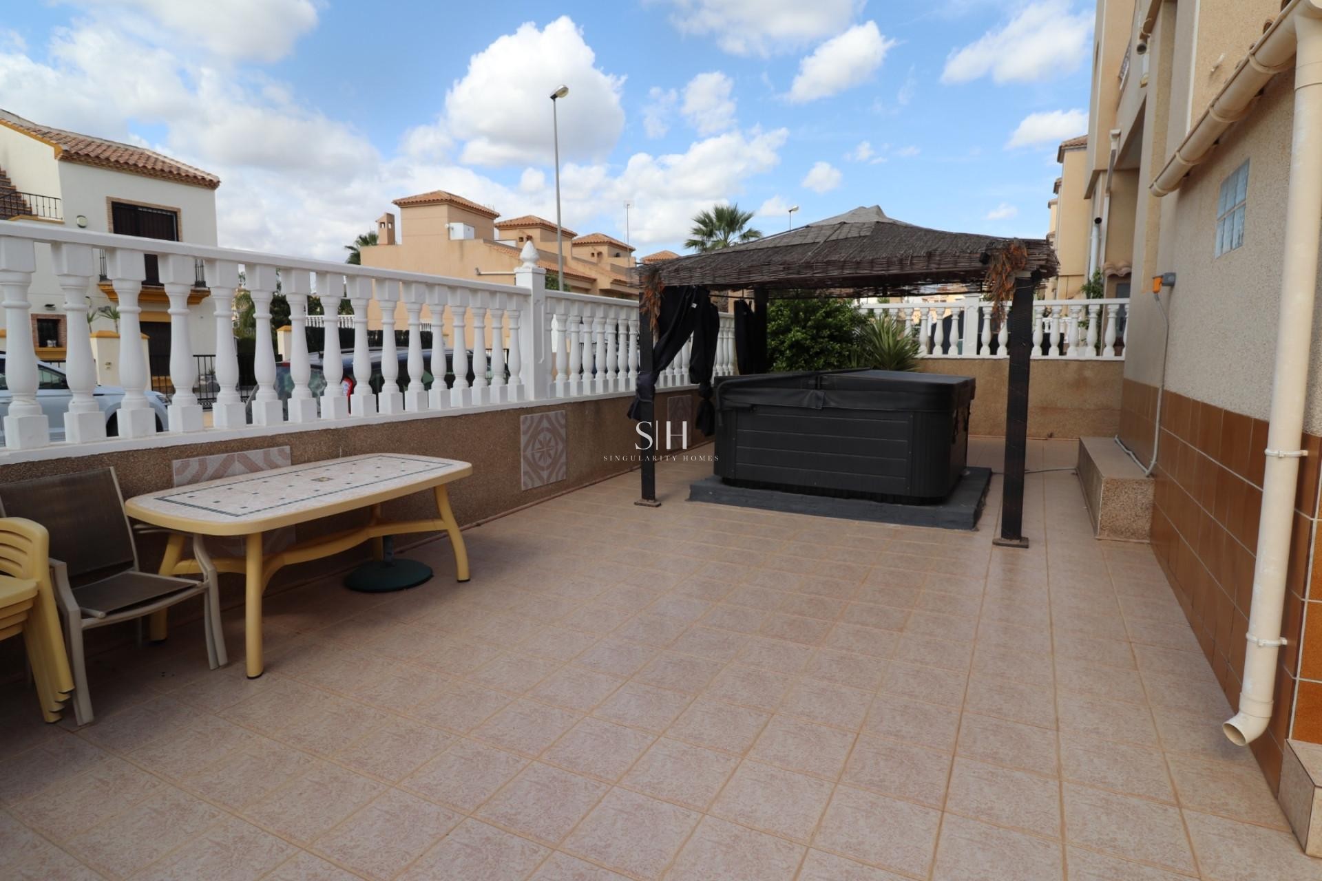 Перепродажа - Villa - Orihuela Costa - Costa Blanca