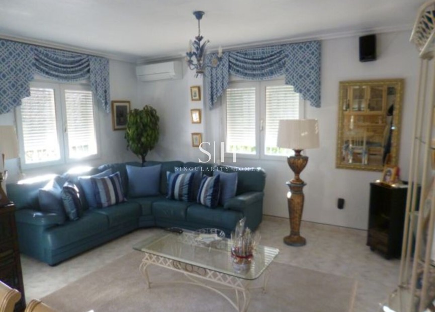 Перепродажа - Villa - Orihuela Costa - Costa Blanca