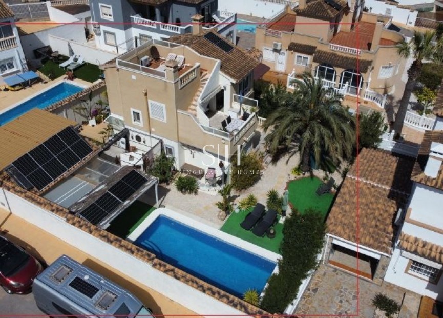 Перепродажа - Villa - Orihuela Costa - Costa Blanca