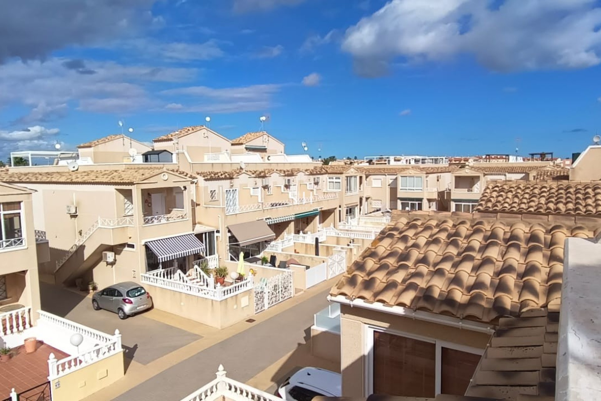 Перепродажа - Villa - Orihuela Costa - Costa Blanca