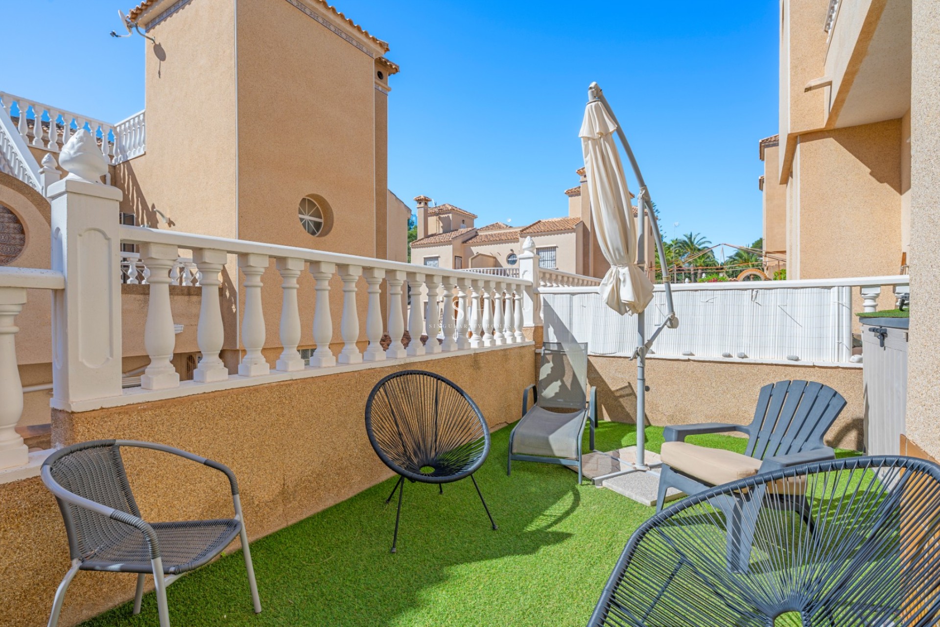 Перепродажа - Villa - Orihuela Costa - Costa Blanca