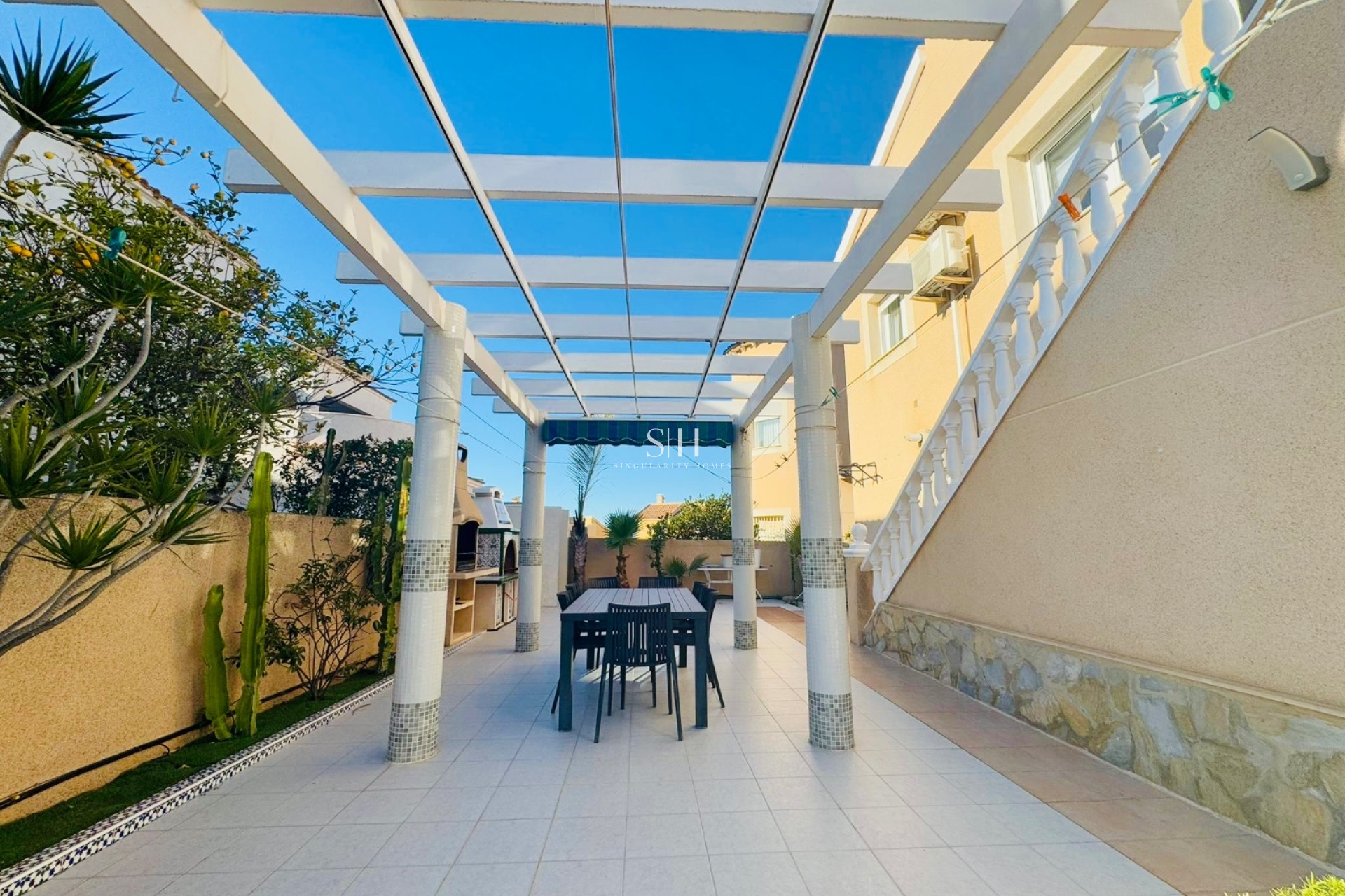 Перепродажа - Villa - Orihuela Costa - La Florida