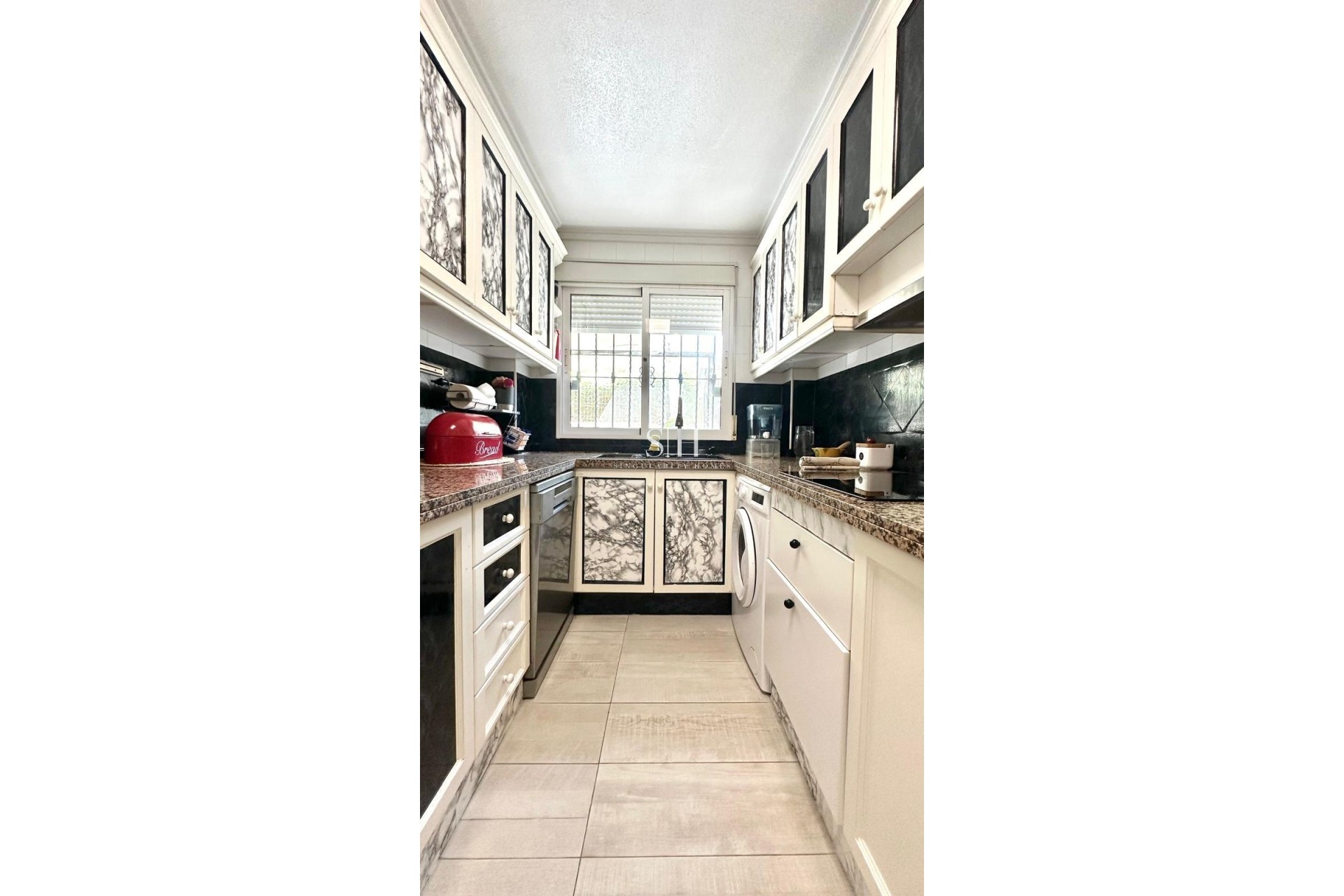 Перепродажа - Villa - Orihuela Costa - La Regia