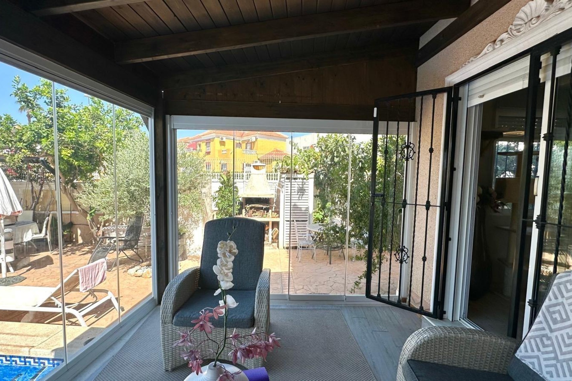 Перепродажа - Villa - Orihuela Costa - La Regia