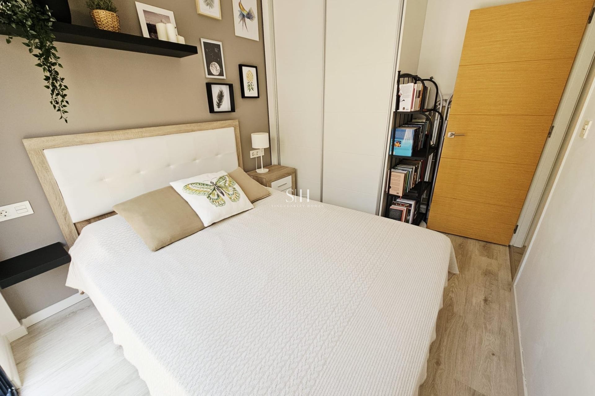 Перепродажа - Villa - Orihuela Costa - La Regia