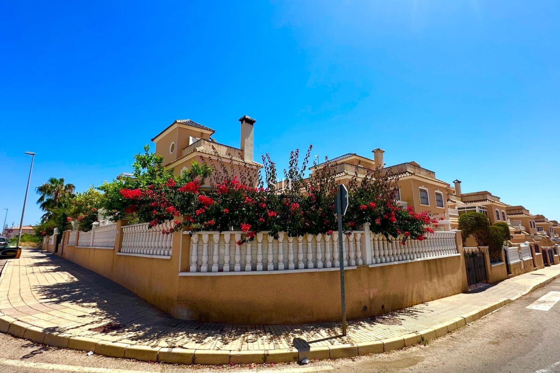 Перепродажа - Villa - Orihuela Costa - La Regia