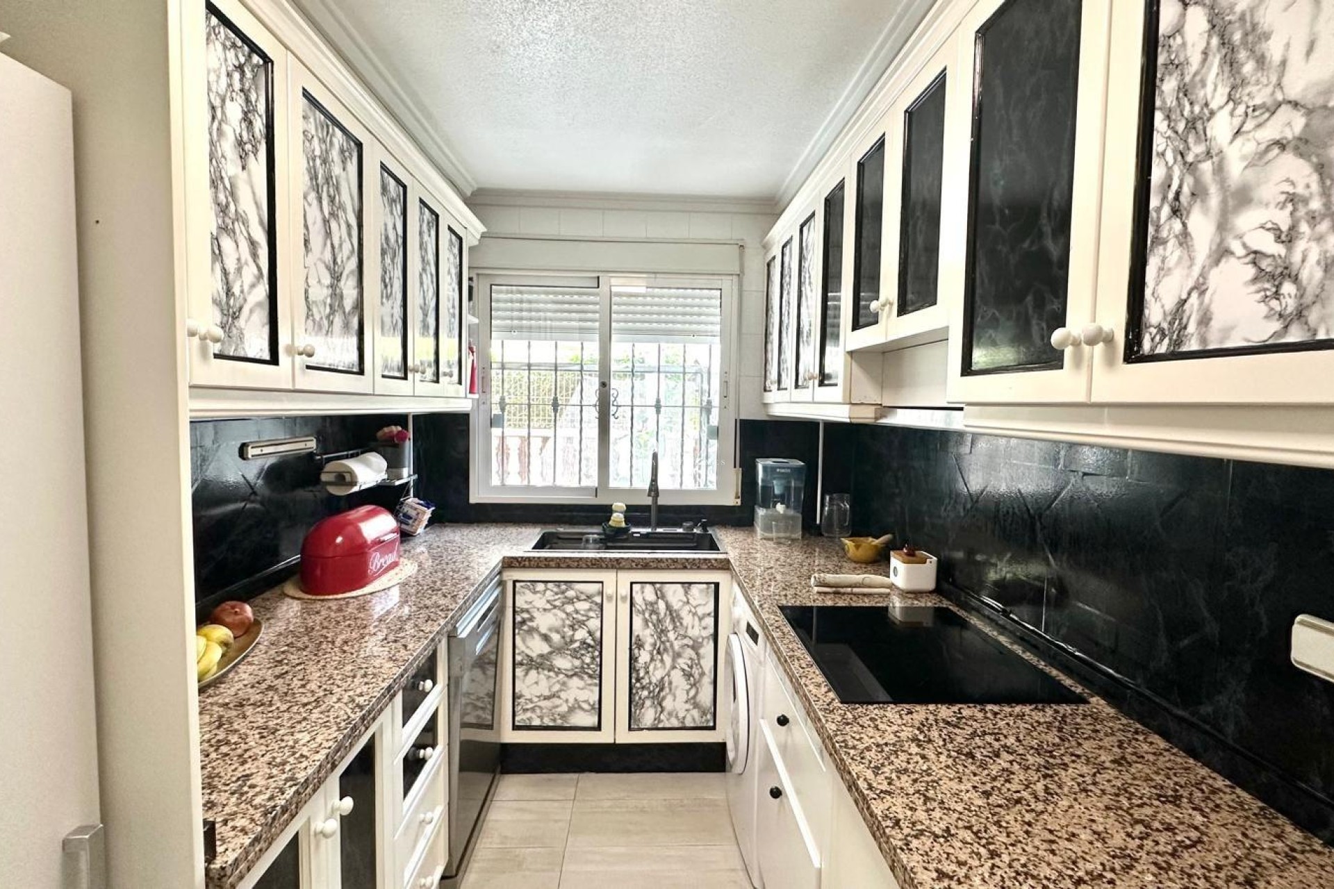 Перепродажа - Villa - Orihuela Costa - La Regia