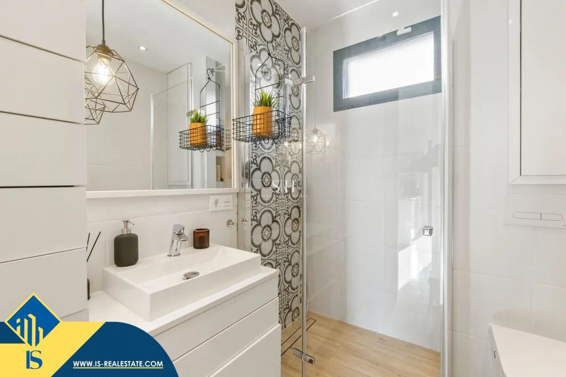 Перепродажа - Villa - Orihuela Costa - La Regia