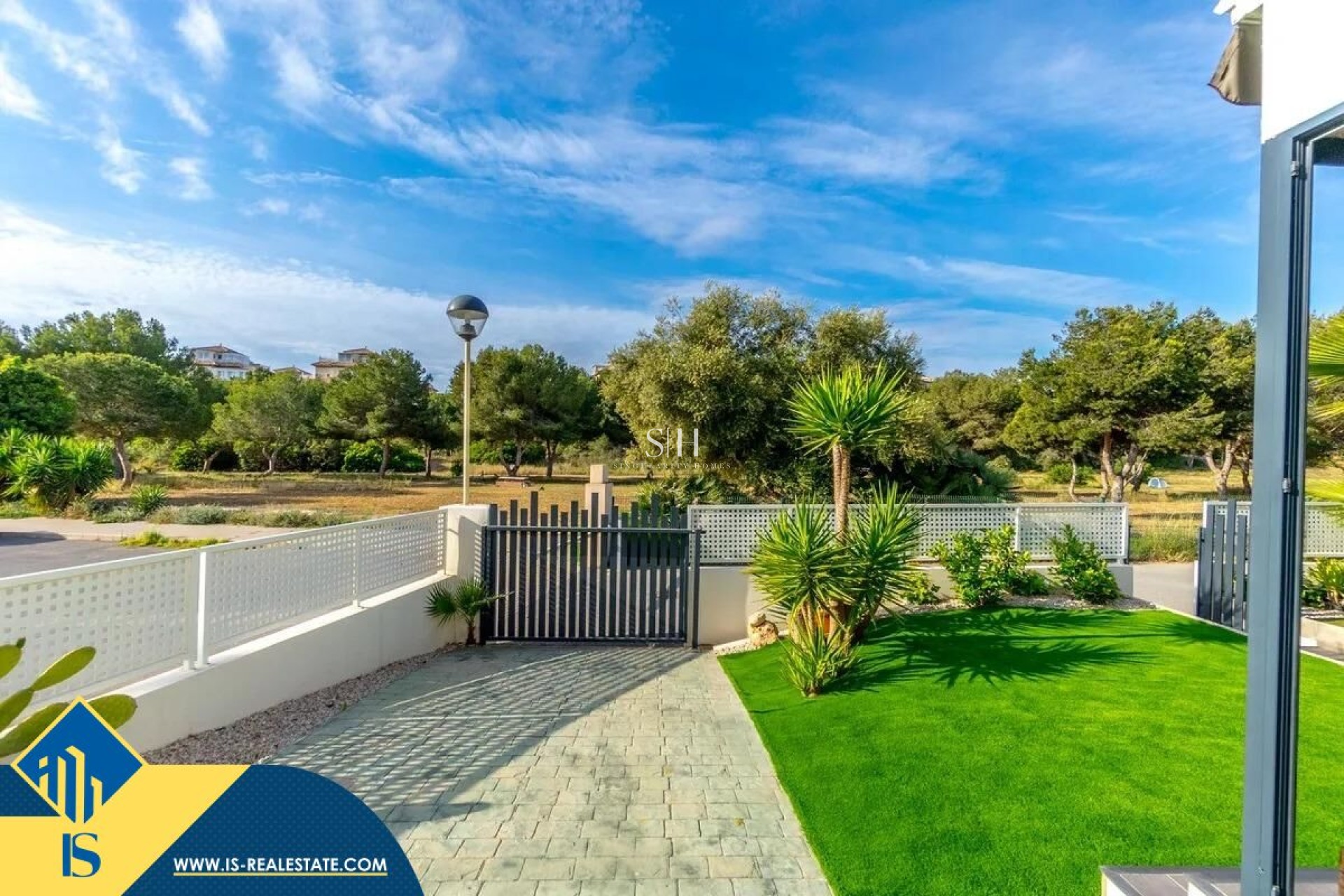 Перепродажа - Villa - Orihuela Costa - La Regia