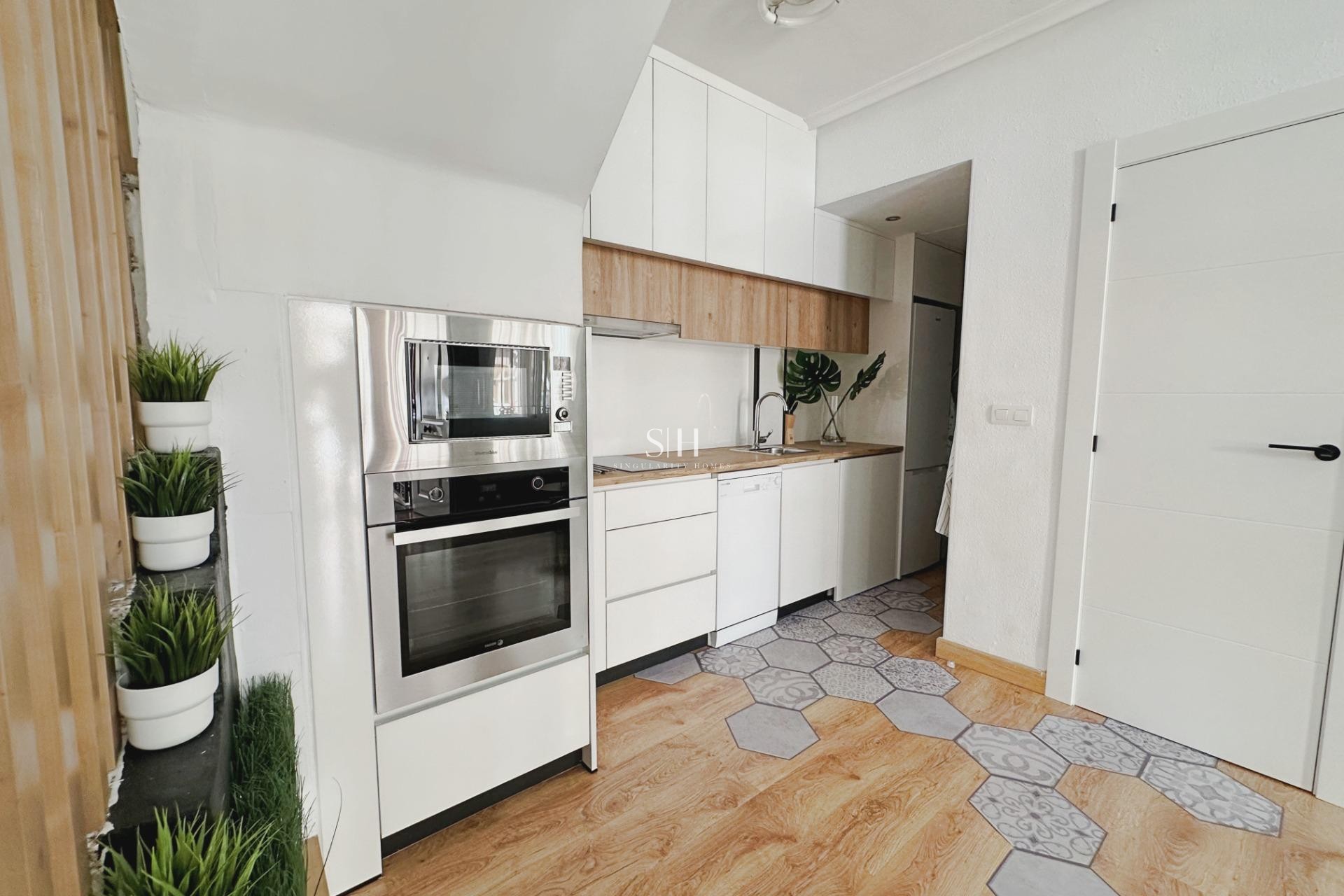 Перепродажа - Villa - Orihuela Costa - La Zenia