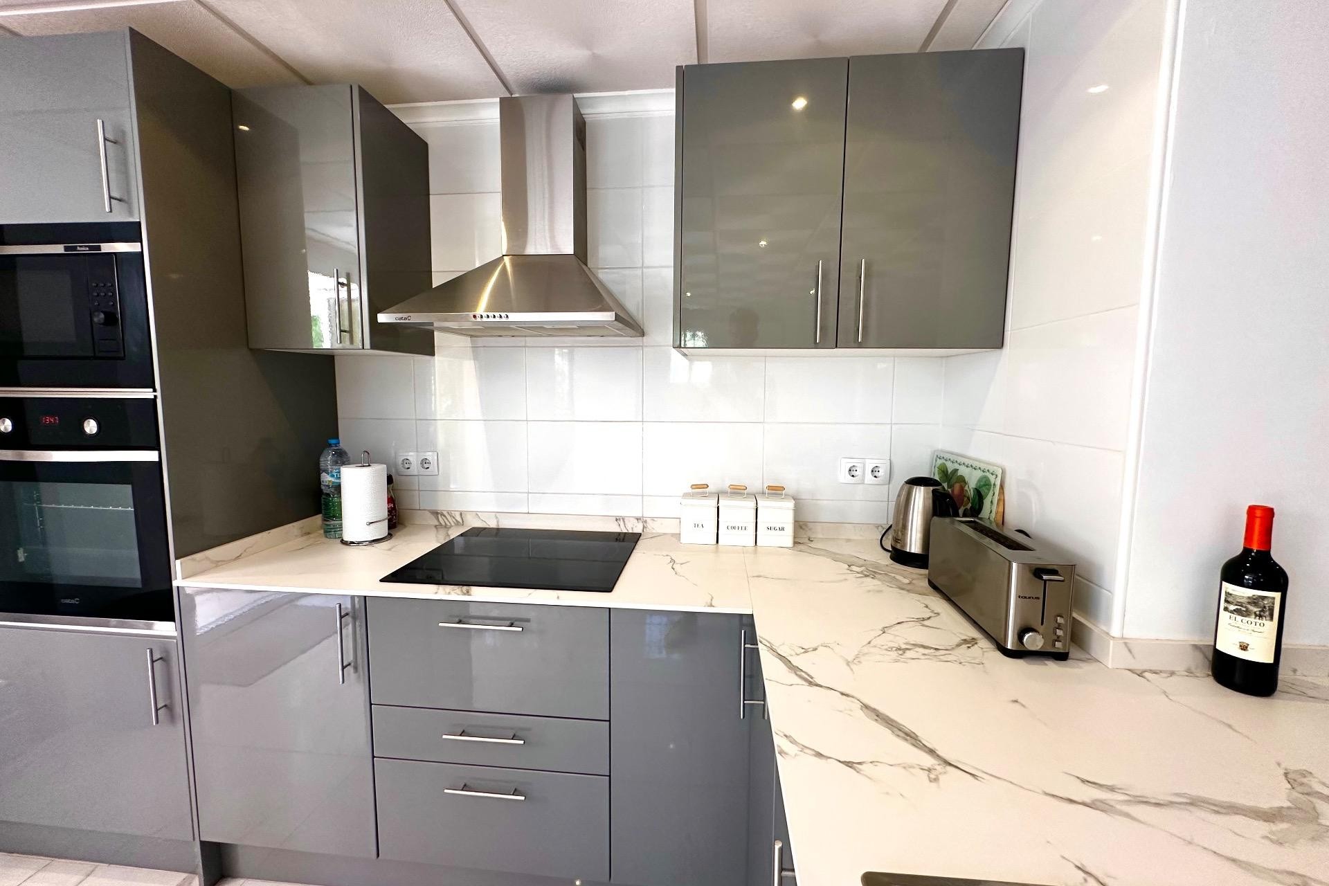 Перепродажа - Villa - Orihuela Costa - La Zenia