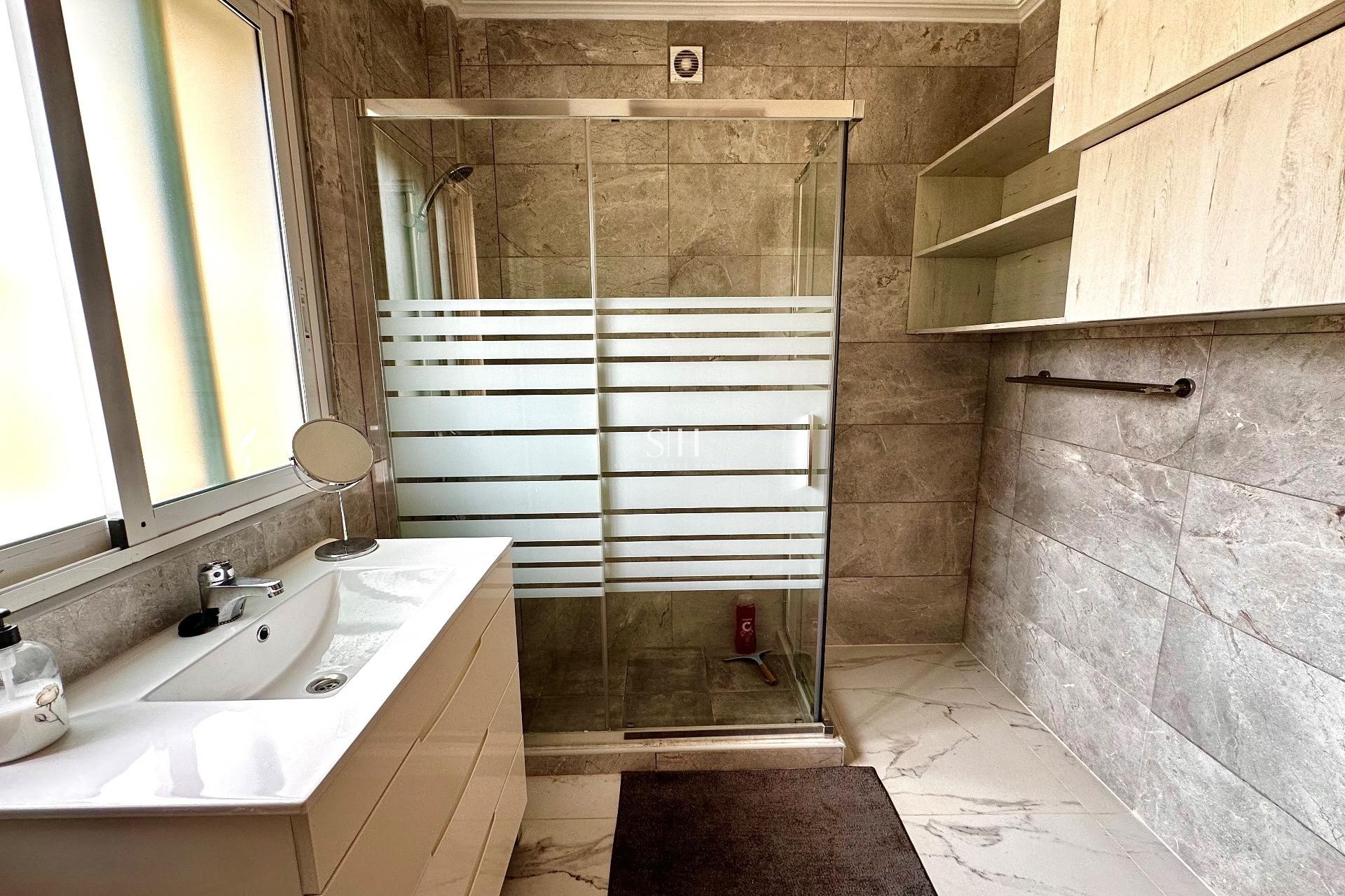 Перепродажа - Villa - Orihuela Costa - La Zenia