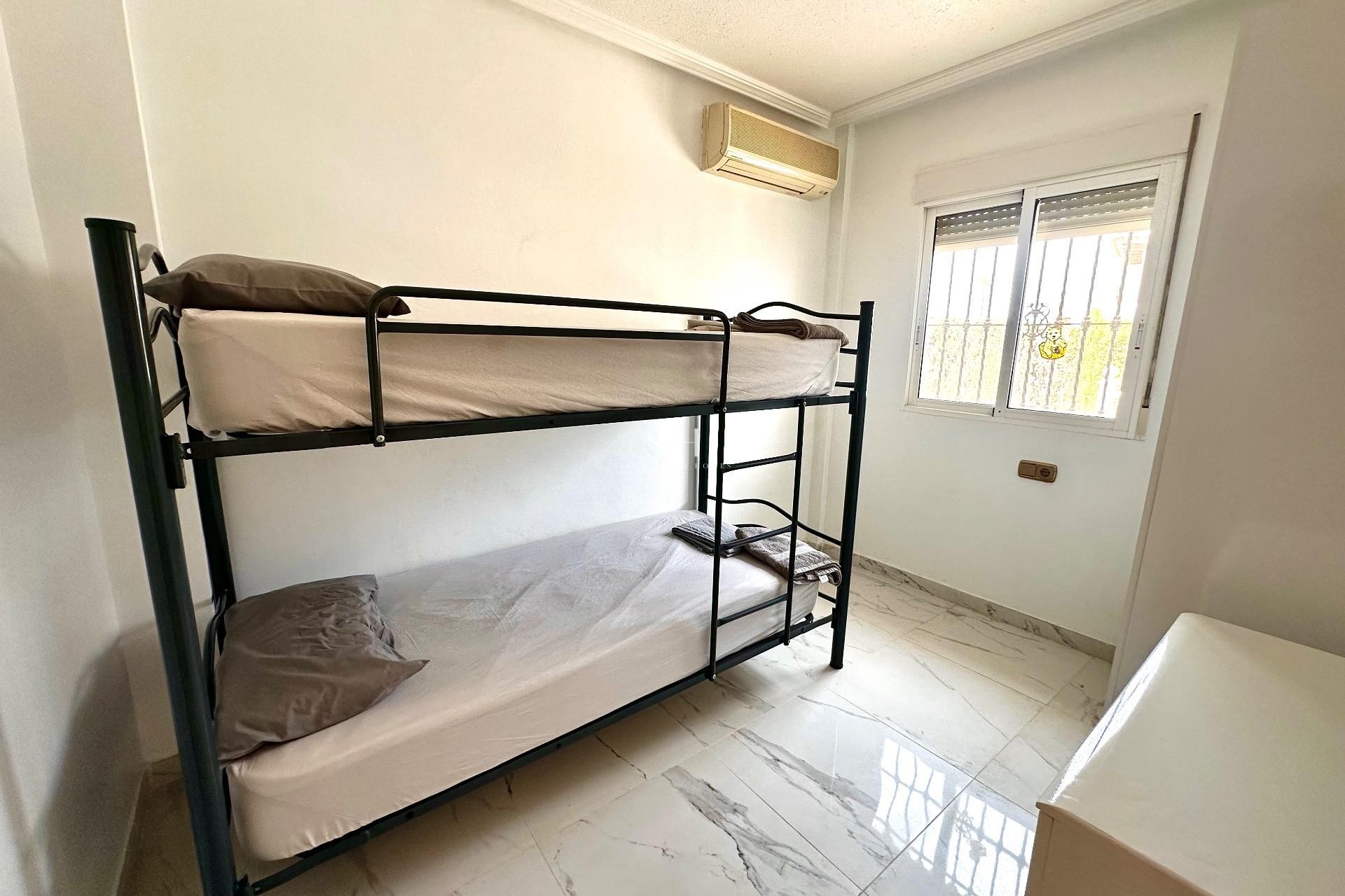 Перепродажа - Villa - Orihuela Costa - La Zenia