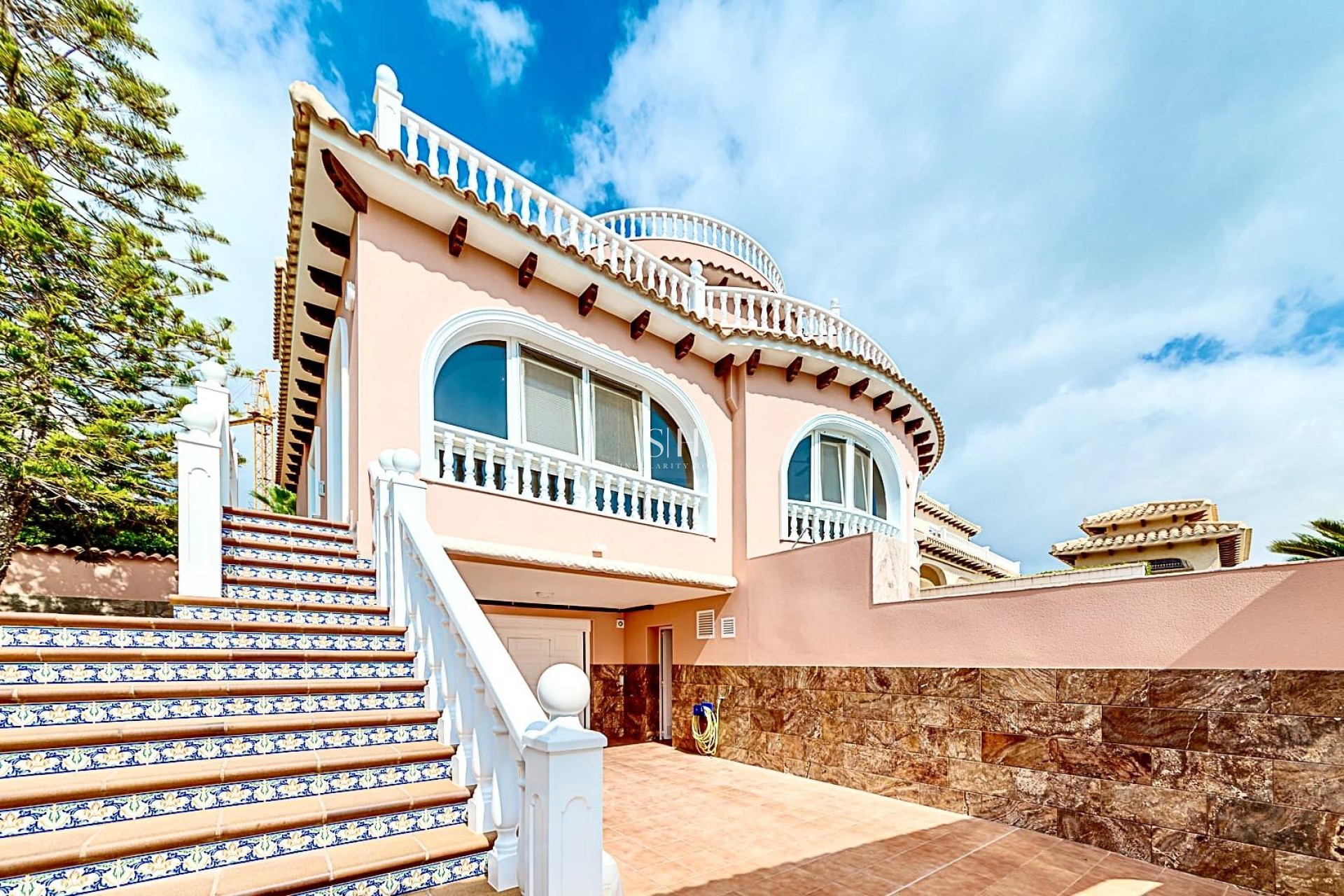 Перепродажа - Villa - Orihuela Costa - La Zenia